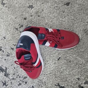 Stylish Red and Blue Woman Sneakers